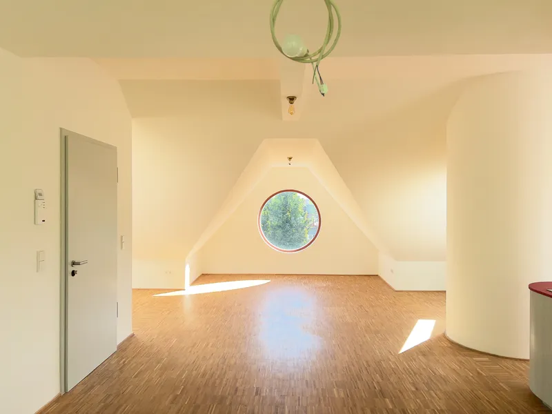 Kernsaniertes Studio-Apartment im DG – Französisch Buchholz — photo 1